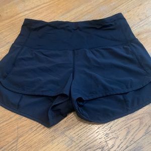 Lululemon high waist speed up short size 6